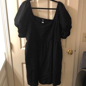 Black Old Navy 2X Knee Length Puff-Sleeve Dress